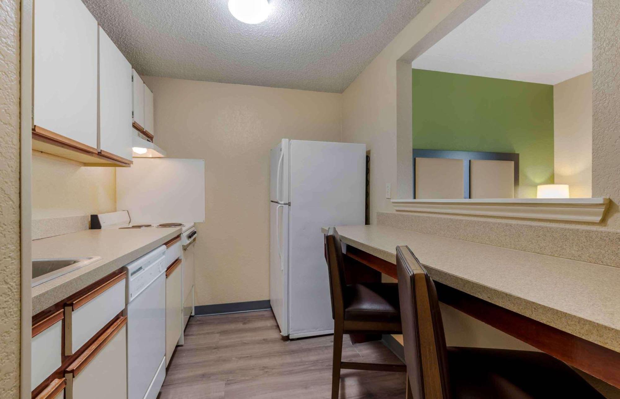 Extended Stay America Select Suites - Dallas - Las Colinas - Meadow Creek Dr Irving Bagian luar foto