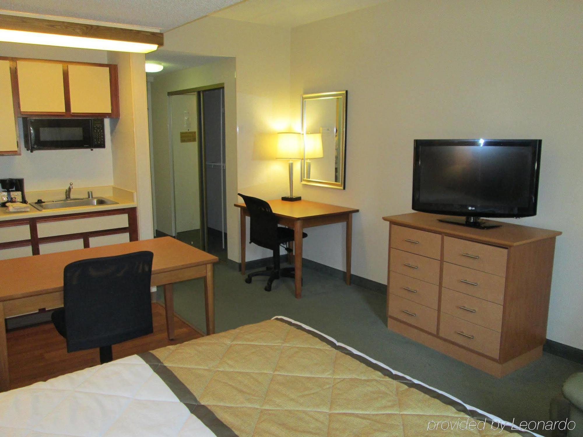 Extended Stay America Select Suites - Dallas - Las Colinas - Meadow Creek Dr Irving Bagian luar foto